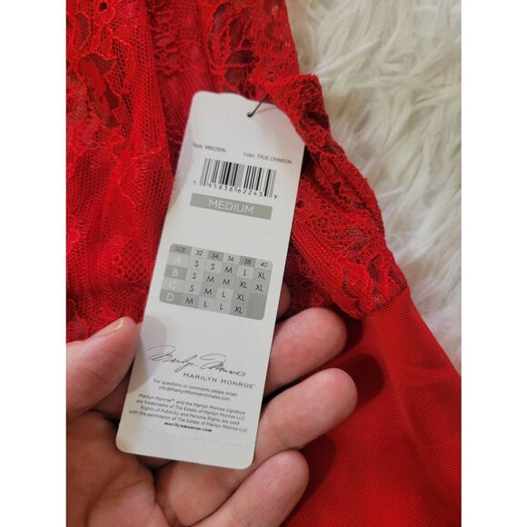 Marilyn Monroe Lacey Red Deep Plunge Intimates BodySuit Size M NEW - Picture 10 of 10
